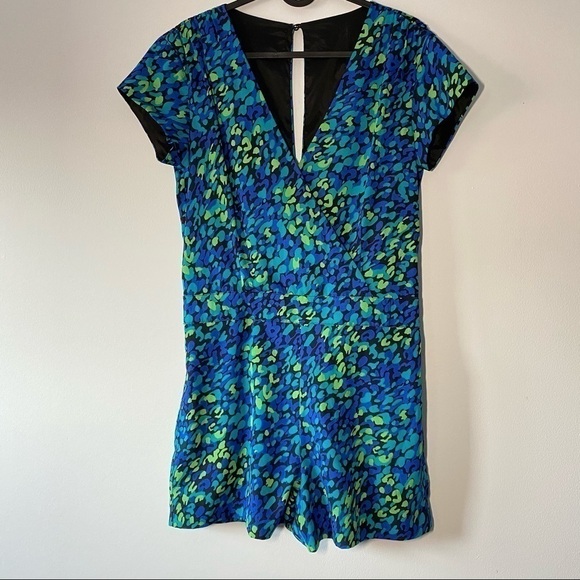 🍋bebe Jumpsuit - Picture 5 of 7